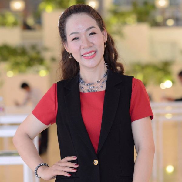 Doanh nhân Vũ Thị Hạnh – Từ giấc mơ thời thơ bé đến bà chủ của công ty thiết bị văn phòng phẩm Thiên Kim