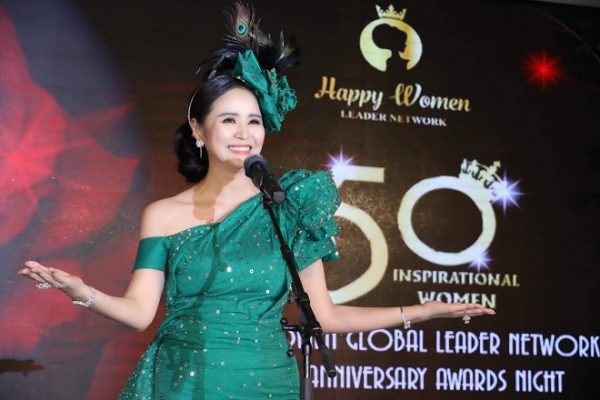 “Mẹ đẻ” Happy Women Leader Network Global – Bùi Thanh Hương rơi nước mắt hạnh phúc mừng sinh nhật 1 tuổi của mạng lưới