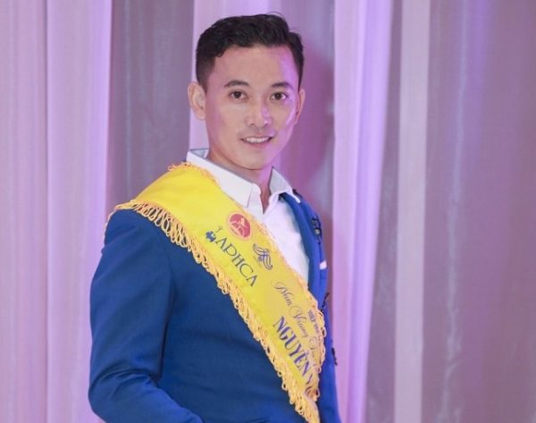 Chàng doanh nhân bất động sản bất ngờ đăng quang ngôi vị “Nam vương Tài năng” trong cuộc thi APHCA ASIAN 2019