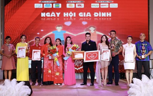 Chào mừng Ngày hội Gia đình Việt Nam 2019 & Vinh danh các Gia đình tiêu biểu thời đại mới