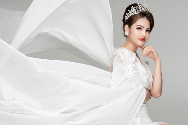 Doanh nhân Nguyễn Thị Hiền – Nữ hoàng ấn tượng của Queen of Beauty World 2019