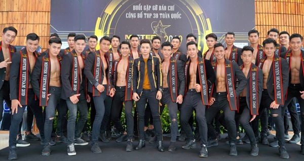 NTK Lê Lên cá tính xuất hiện đầy nổi bật cùng top 30 Mister Vietnam 2019