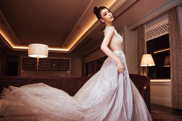 Bộ ảnh Evening Gown – Bước chuyển mình của top 45 Hoa hậu Hoàn vũ Việt Nam