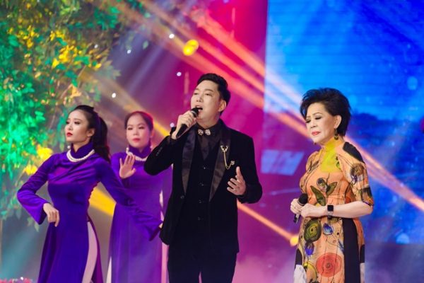 Ca nhạc sĩ Tuấn Khương “Ngược dòng thời gian” kể về cuộc đời mình