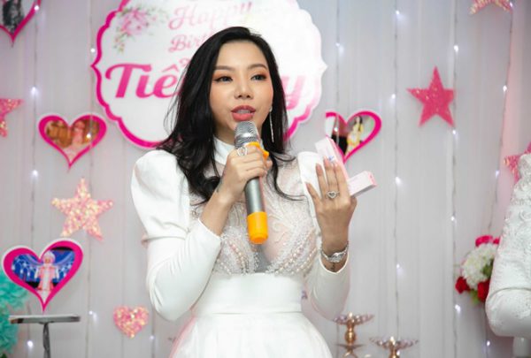 Hoa hậu Chương Tiểu My ra mắt Thương hiệu mỹ phẩm riêng nhân dịp sinh nhật
