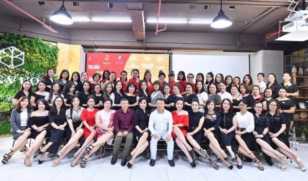 Happy Women Leader Network cùng Shark Bình, chuyên gia Tuấn Hà tọa đàm chia sẻ về giải pháp tăng trưởng doanh thu