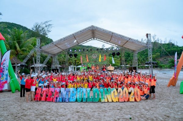 Công ty TNHH Green Family Development thưởng cho 400 đại lý chuyến du lịch – nghỉ dưỡng 5 sao 3 ngày tại Nha Trang