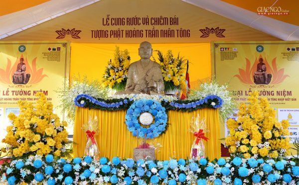 Trang nghiêm tưởng niệm Đức Phật hoàng Trần Nhân Tông