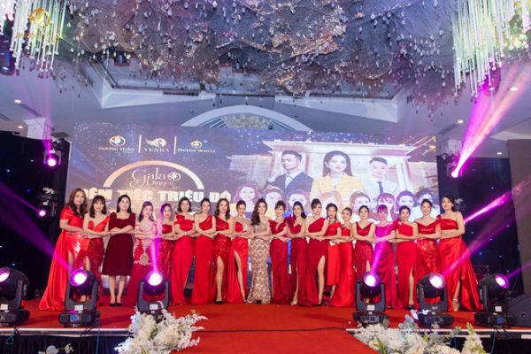 Hương Thảo Group tổ chức siêu event “Đêm Tiệc Triệu Đô” tổng kết 4 năm 1 chặng đường
