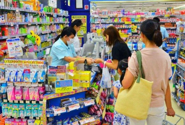 Cửa hàng Nhật PanPan ứng vốn mua sắm đến 10 triệu đồng cho người tiêu dùng