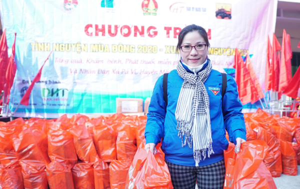 Doanh nhân Nguyễn Thu Hà tổng kết một năm 2021 đáng nhớ với những hoạt động thiện nguyện ý nghĩa