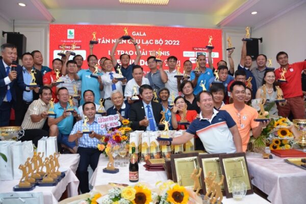 Đã tìm ra nhà vô địch Giải Tennis CLB Doanh nhân Phú Yên mở rộng lần 3 – Cúp LeVin Decor 2021