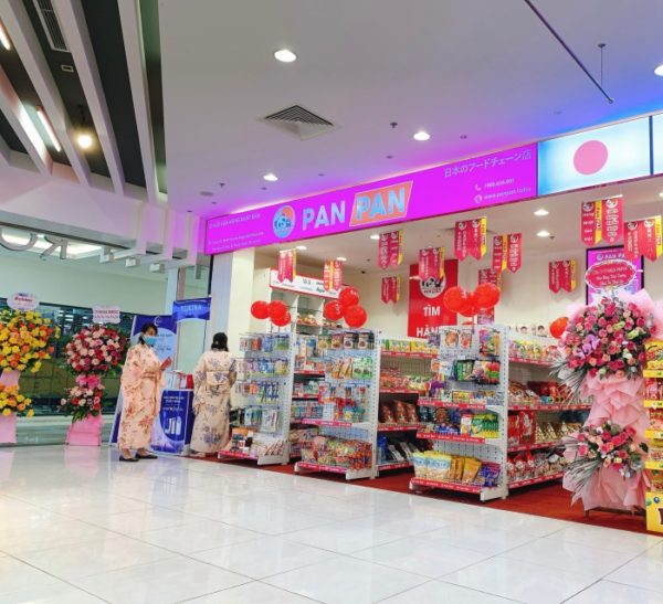 Khám phá không gian mua sắm hàng Nhật tại cửa hàng PANPAN Royal City