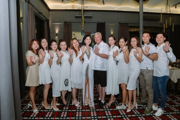 Vợ chồng Hoa hậu doanh nhân Võ Thu Sương tổ chức tiệc tri ân sau đám cưới