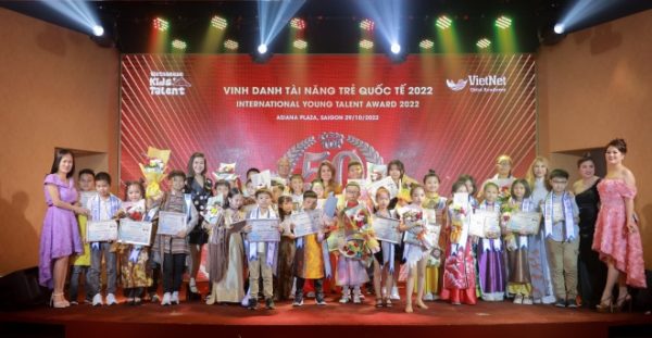 Vinh danh 50 tài năng trẻ quốc tế tại Việt Nam