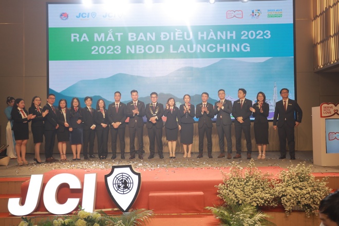 3. Giới thiệu và ra mắt thành viên Ban điều Hành JCI Việt Nam 2023