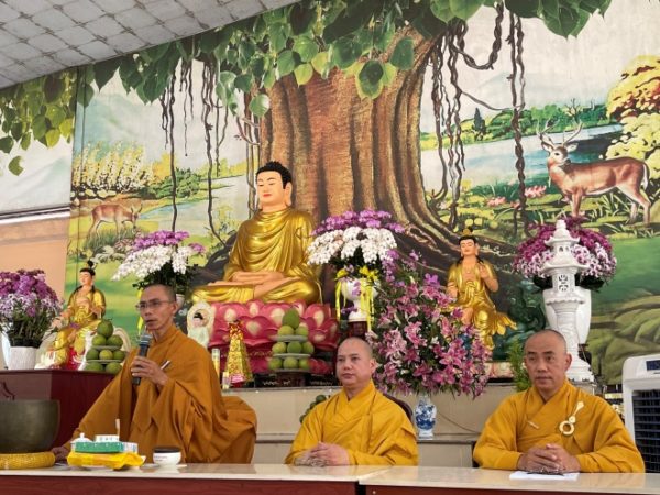 TP.HCM: Cúng dường trai Tăng Học viện Phật giáo Việt Nam tại TP. Hồ Chí Minh