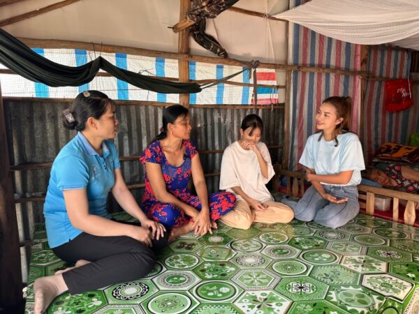 Hoa hậu Ngọc Châu khép lại dự án về mẹ đơn thân tại Cà Mau
