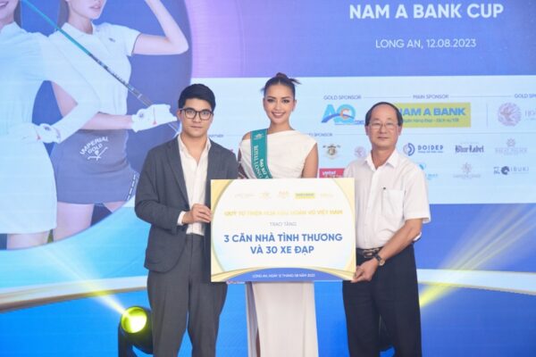 Hoa hậu Hoàn vũ Việt Nam 2023 tổ chức giải Golf vì cộng đồng