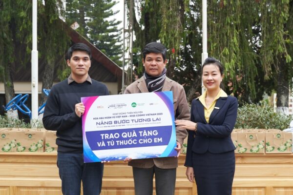 Dự án “Tủ thuốc cho em” của Miss Cosmo Vietnam 2023 đến làng SOS Đà Lạt