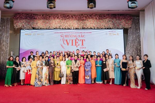 Lan toả văn hoá – Kết nối kinh doanh cùng Hương Sắc Việt lần 6 tại Hà Nội