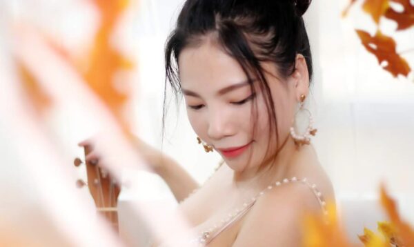 Trần Ngọc Minh Thư (Sarah Thu) cô gái 9x xinh đẹp thành đạt với thuơng hiệu model