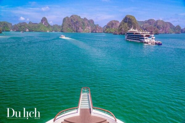 Tỷ phú thế giới đi trực thăng đến Quảng Ninh dịp Quốc Khánh