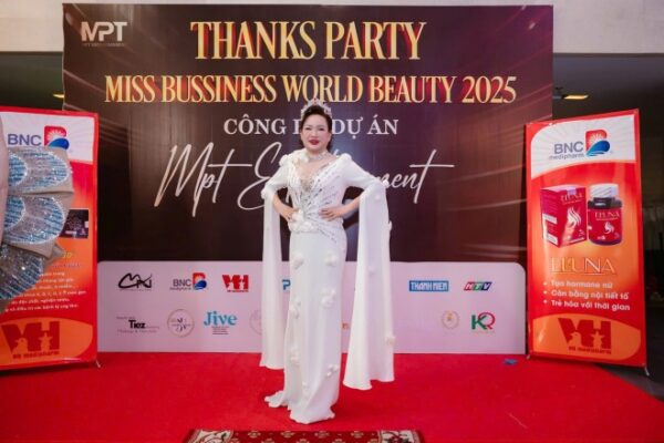 Hoa hậu Thúy Linh toả sáng tại sự kiện MISS UNIVERSE BUSINESS WORLD 2025 sau đăng quang