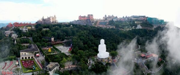 Mùa mây bay huyền ảo trên đỉnh Bà Nà