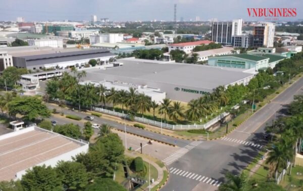 Vì sao các ông lớn ‘vung tiền’ săn bất động sản công nghiệp?