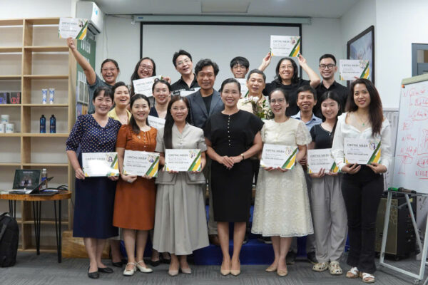 “Tiếng Nói Nghề Giáo”: Đào tạo kỹ năng truyền đạt theo chuẩn doanh nghiệp dành cho đội ngũ giáo viên Việt Nam